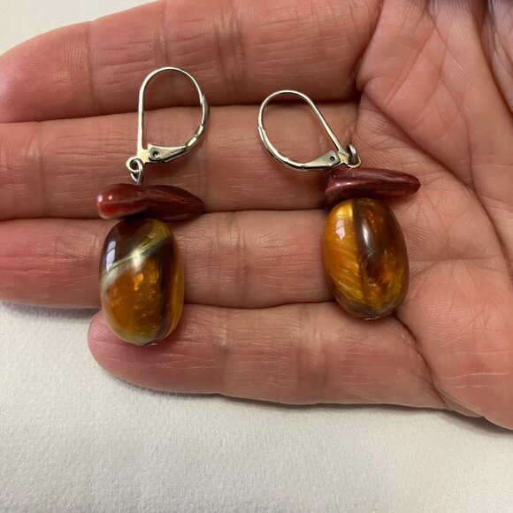 Vintage-style Bead Fashion Costume Black Amber & Gold Tone Necklace & Earrings - Picture 8 of 9